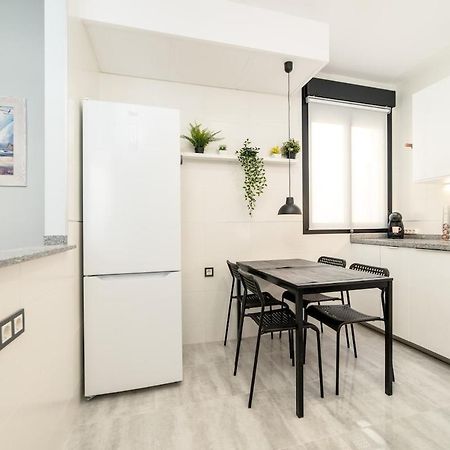 -Malagasunapts- Stylish City Centre Pool&Parking Buitenkant foto