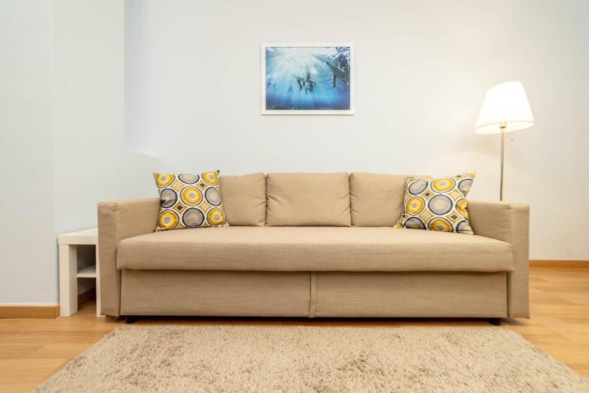 -Malagasunapts- Stylish City Centre Pool&Parking Buitenkant foto
