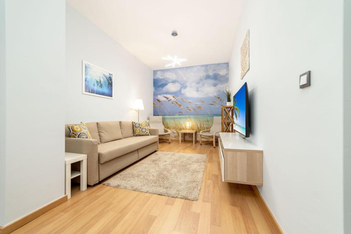 -Malagasunapts- Stylish City Centre Pool&Parking Buitenkant foto