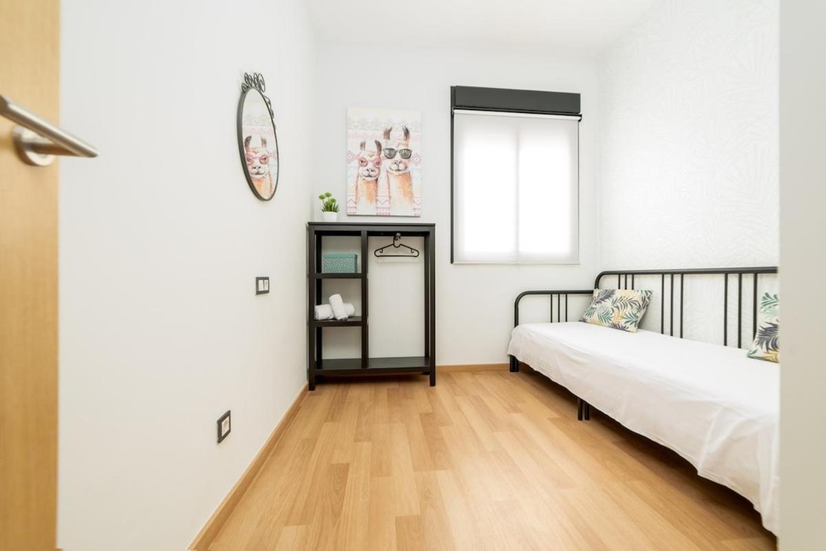 -Malagasunapts- Stylish City Centre Pool&Parking Buitenkant foto